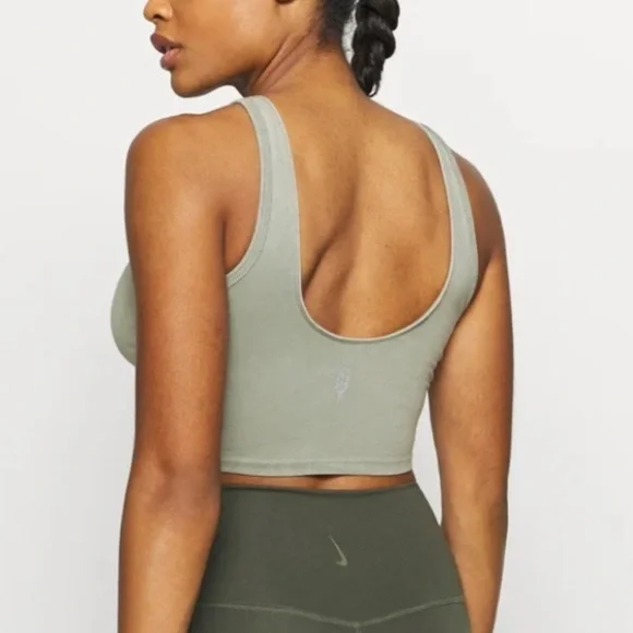NWT Free People Movement Hot Shot Crop size small khaki - Picture 5 of 6